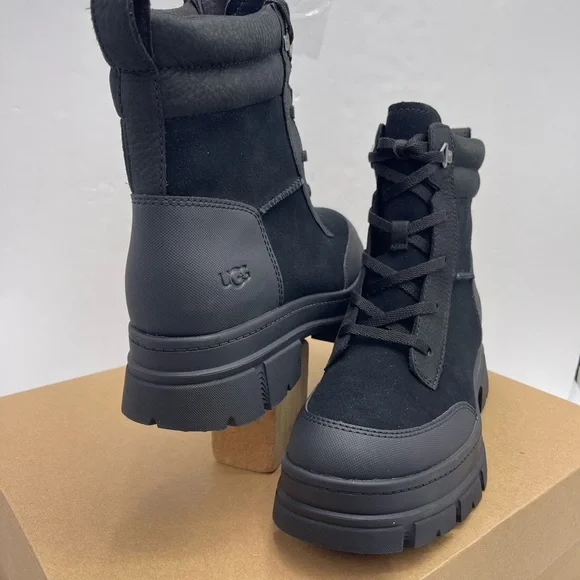 UGG Women's Lace-Up Boot
W / 1174492
W ASHTON WEATHERIZED LACE UP Boots Black - Picture 6 of 16